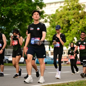 Runner Photo 4036738