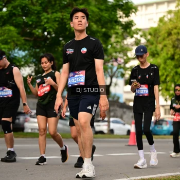Runner Photo 4036742