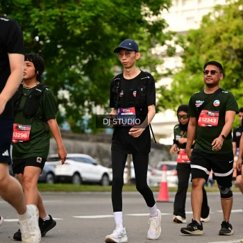 Runner Photo 4036745