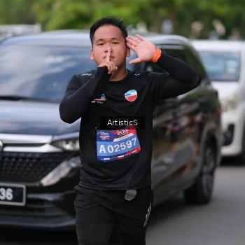 Runner Photo 4036750
