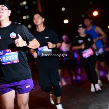 Runner Photo 4036755