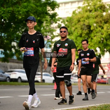 Runner Photo 4036762