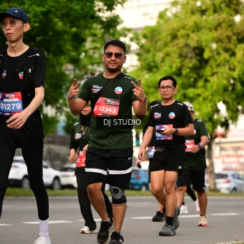 Runner Photo 4036765