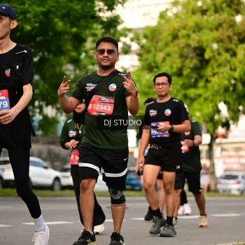 Runner Photo 4036772