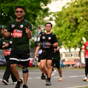 Runner Photo 4036798