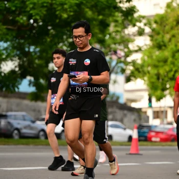 Runner Photo 4036813