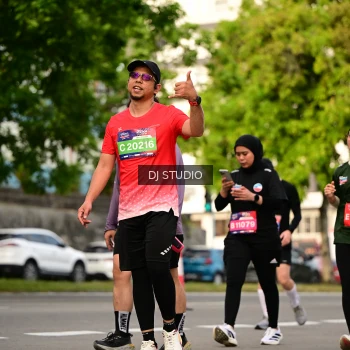 Runner Photo 4036843
