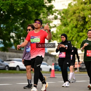 Runner Photo 4036859