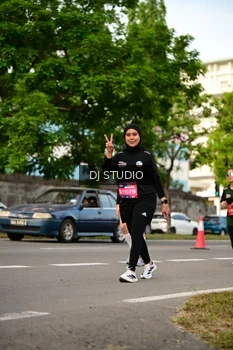 Runner Photo 4036900