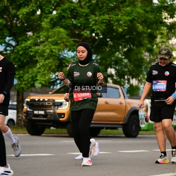 Runner Photo 4036967