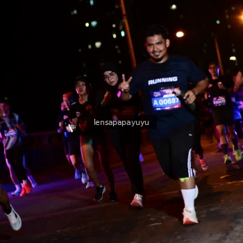 Runner Photo 4036973