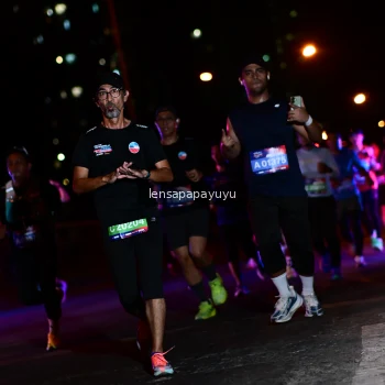 Runner Photo 4037007