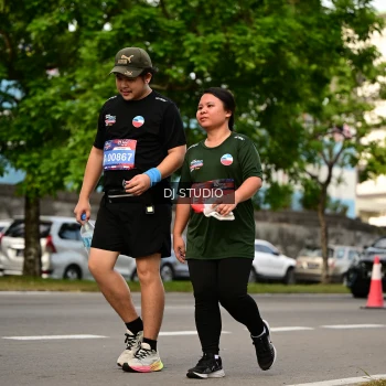 Runner Photo 4037018