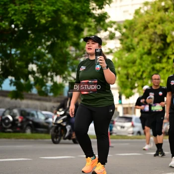Runner Photo 4037034
