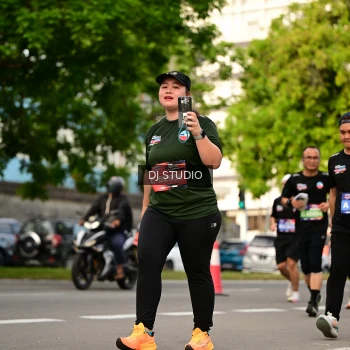 Runner Photo 4037039