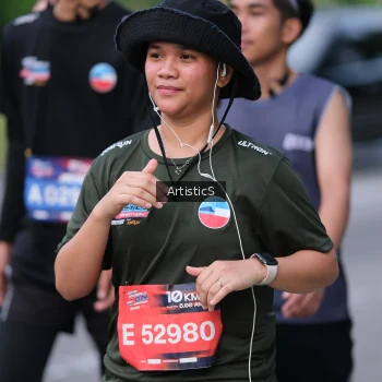 Runner Photo 4037076