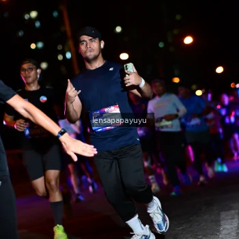 Runner Photo 4037145