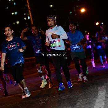 Runner Photo 4037178