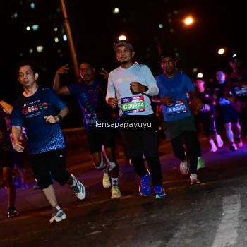 Runner Photo 4037182