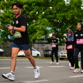 Runner Photo 4037191