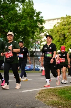 Runner Photo 4037317