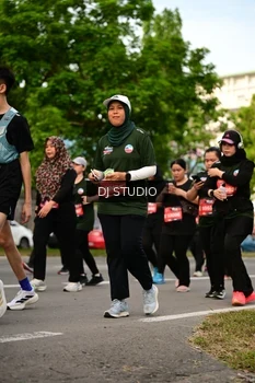 Runner Photo 4037449