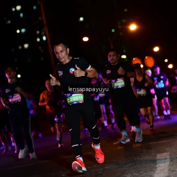 Runner Photo 4037460