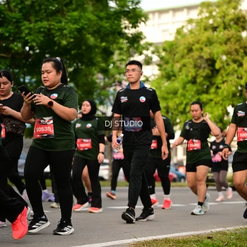 Runner Photo 4037478