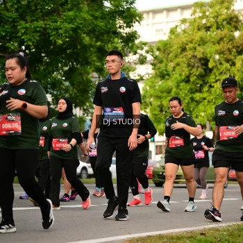 Runner Photo 4037486
