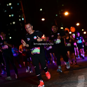 Runner Photo 4037492