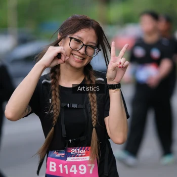 Runner Photo 4037500