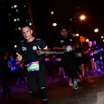 Runner Photo 4037506