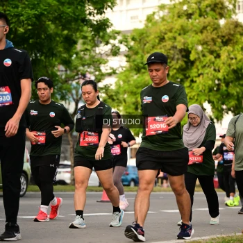 Runner Photo 4037518