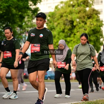 Runner Photo 4037540