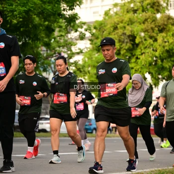 Runner Photo 4037541