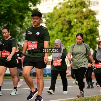 Runner Photo 4037546