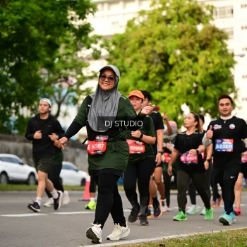 Runner Photo 4037598