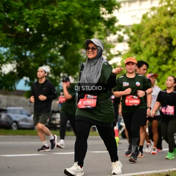 Runner Photo 4037620