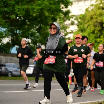 Runner Photo 4037625