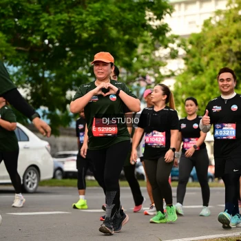 Runner Photo 4037654