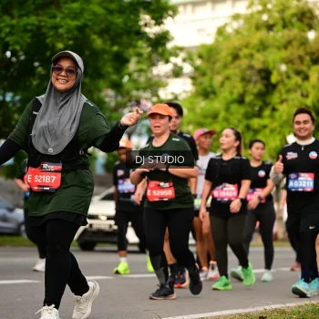 Runner Photo 4037665