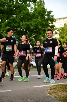 Runner Photo 4037689