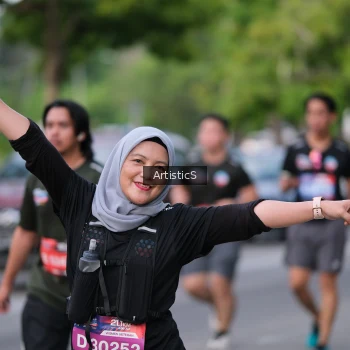 Runner Photo 4037693