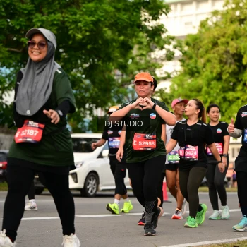 Runner Photo 4037741