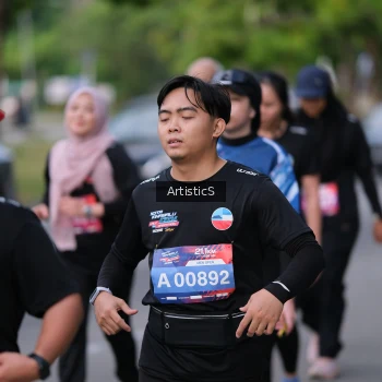 Runner Photo 4037765