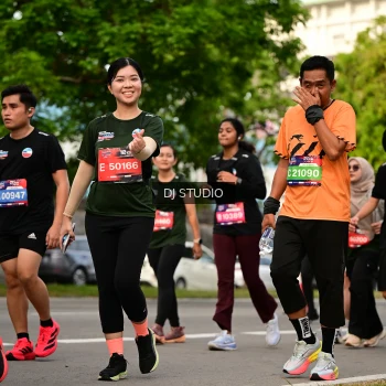 Runner Photo 4037768