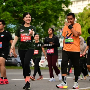 Runner Photo 4037773