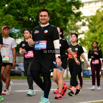 Runner Photo 4037775