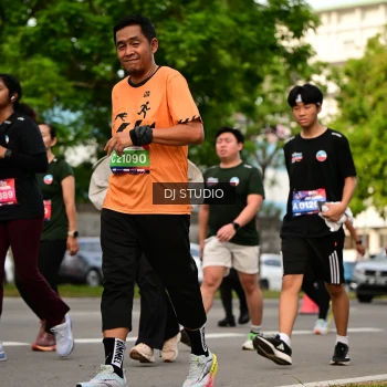 Runner Photo 4037789