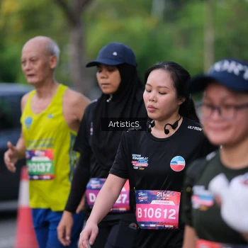 Runner Photo 4037856
